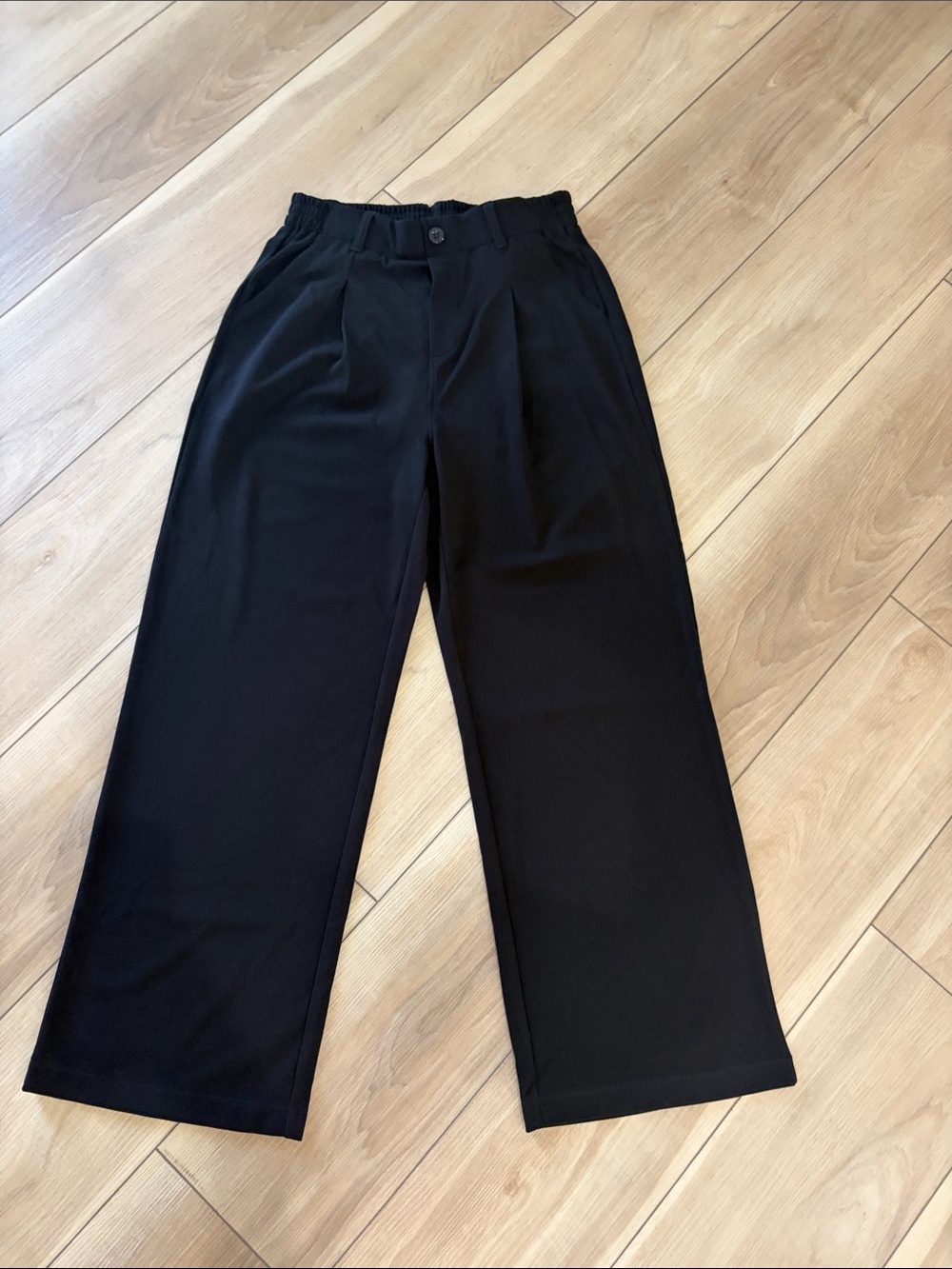Classic Black Wide-Leg Women’s Pants